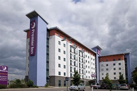 PREMIER INN LONDON DOCKLANDS EXCEL - Hotel Reviews & Price Comparison ...