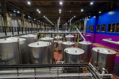 Tour the Lagunitas, the largest brewery in Chicago from an extensive ...