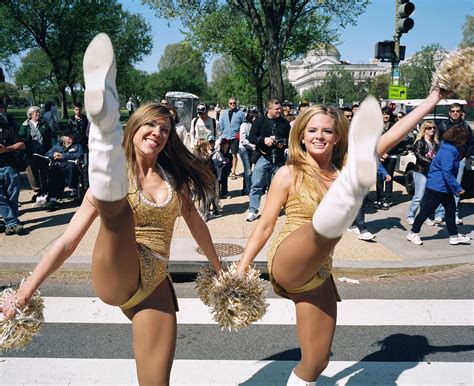 Cheerleaders 2 | Matt Dunn | Flickr