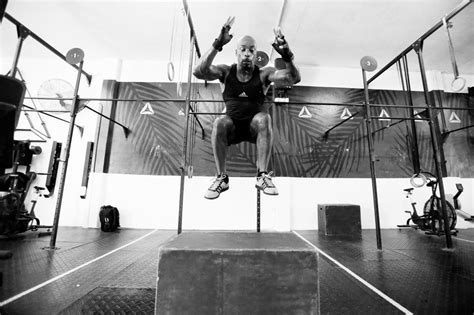 Try This 15-Minute Box Jumps Workout - InsideHook