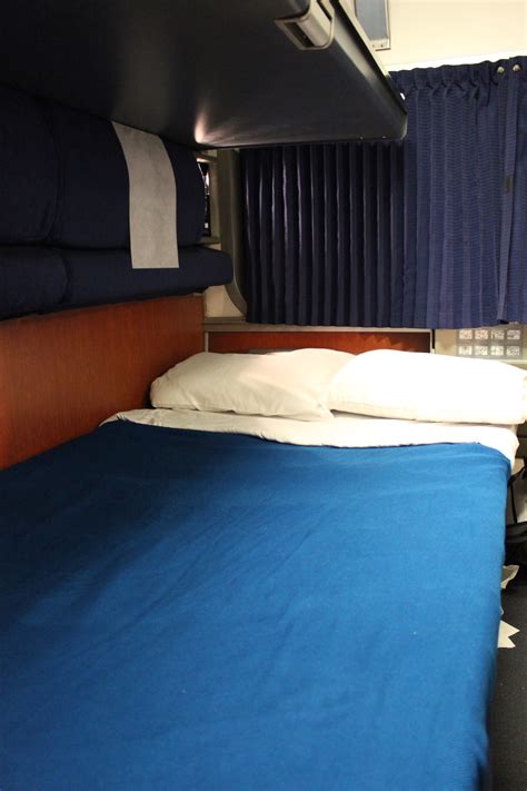 Amtrak Superliner Bedroom Suite Review | www.resnooze.com