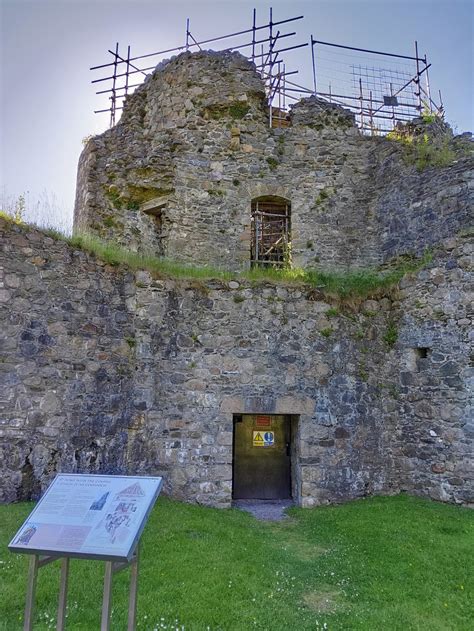 Old Inverlochy Castle | Scotland Off the Beaten Track