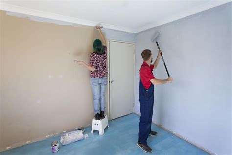 How To Paint The House Yourself - Professional Tips And Tricks - BV ...