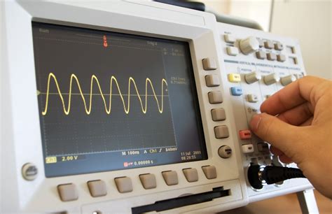 A Practical Guide to Using an Oscilloscope