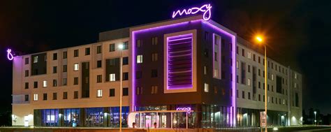 Hotel com Estilo em Edimburgo | Moxy Edinburgh Airport