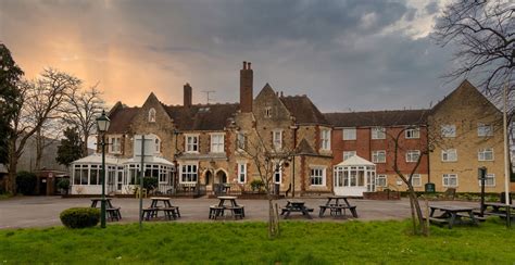 Book Hamlet Hotels – Maidstone Hotel for your next holiday in England