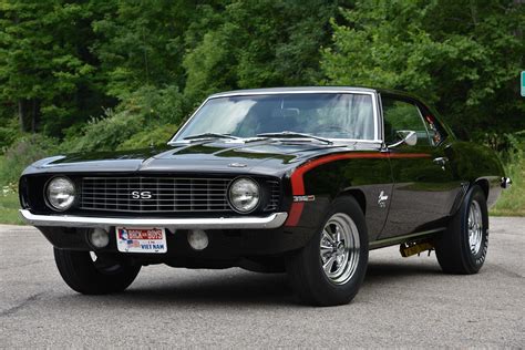 Restored 1969 Chevrolet Camaro SS396 Goes Back for a Helping of Day-Two ...