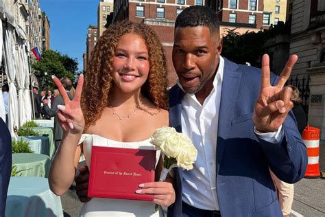 Michael Strahan's Daughter Isabella Posts Vulnerable Video About Her ...