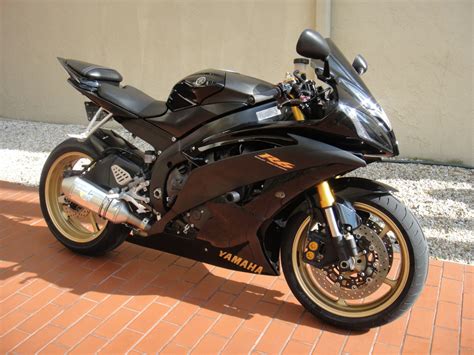 2009 yamaha r6 raven edition!!!!