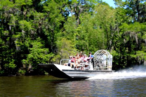 Airboat Tours - Swamp Tours New Orleans