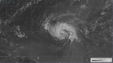 Hurricane Andrew 1992 GOES-7 Visible Satellite Imagery (1 km) - YouTube