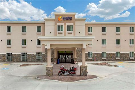 Comfort Inn & Suites Hill City- Hill City, SD Hotels- Tourist Class ...