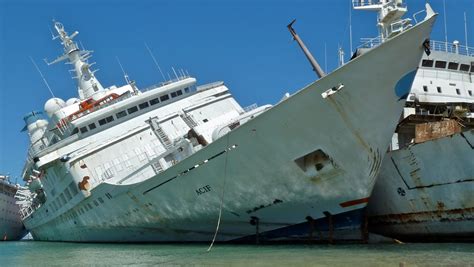 Cruise ship tour: Last look at the original 'Love Boat'