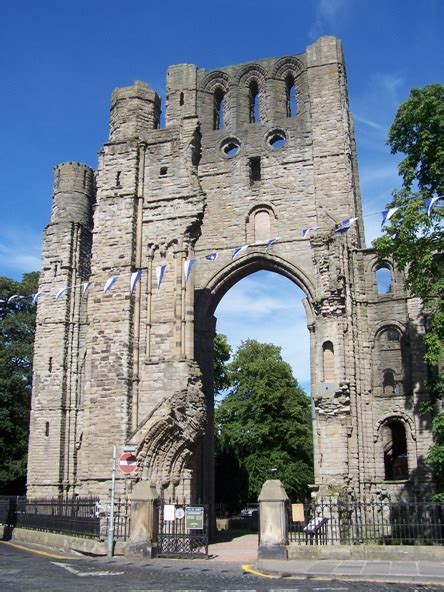 Kelso Abbey Tour Information - Secret Scotland