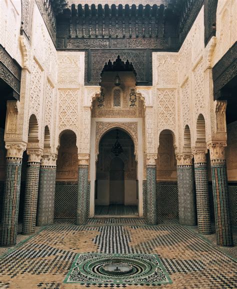 Moorish architecture in Morocco ... | Moorish architecture, Moorish ...