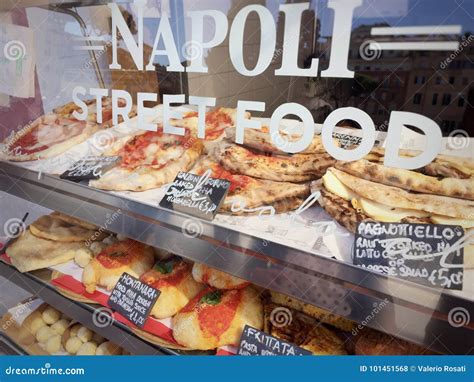 Neapolitan Street food editorial stock photo. Image of cuoppo - 101451568