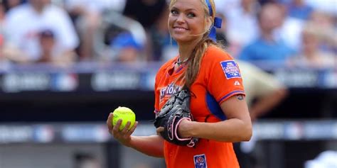 50 Jennie Finch Quotes on Softball, Grit, and Dreams