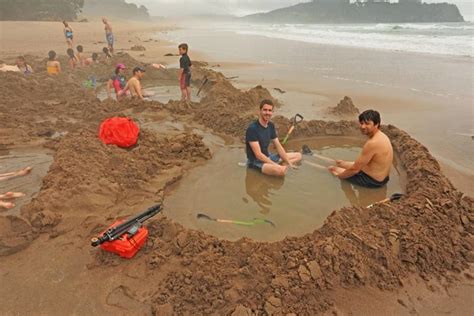 Hot Water Beach | Coromandel Peninsula, New Zealand