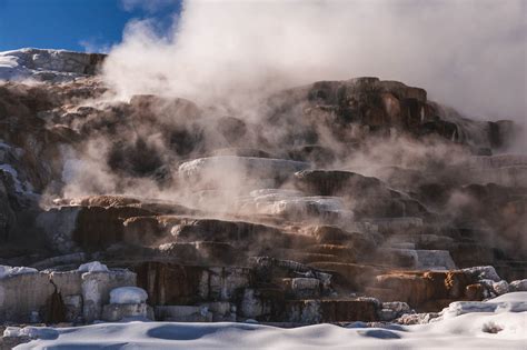 yellowstone-mammoth-hot-springs-winter - Sights Better Seen