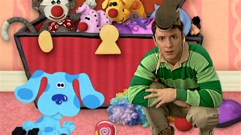 Watch Blue's Clues Season 3 Episode 15: Blue's Clues - What's So Funny ...