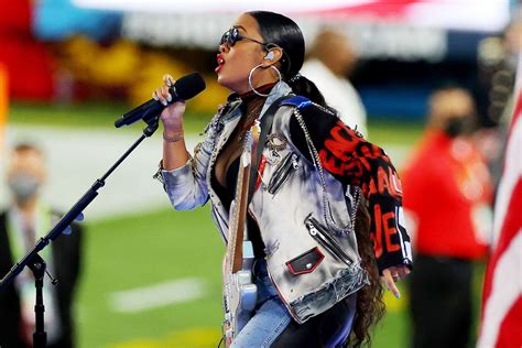 H.E.R. Performs at Super Bowl 2021