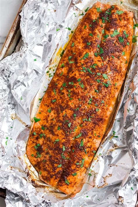 Spicy Salmon Recipe {Easy and Healthy!} – WellPlated.com