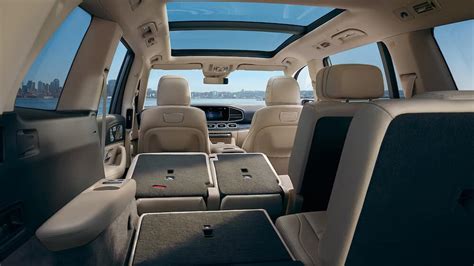 2020 Mercedes-Benz GLS Interior | Features, Dimensions, Trunk Space | SUV