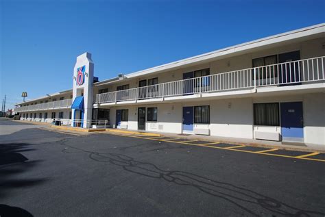 Motel 6 Chicopee, MA - Springfield Chicopee, Massachusetts, US ...