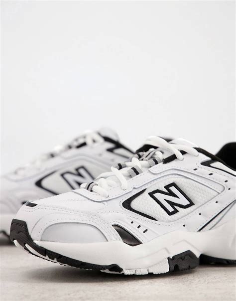 New Balance 452 trainers in white/black | ASOS | New balance 452, New ...