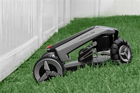 EcoFlow Blade is the world’s first robotic lawn-sweeping mower | Stuff