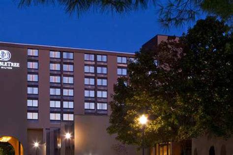 DoubleTree by Hilton Boston North Shore - Danvers MA | AAA.com