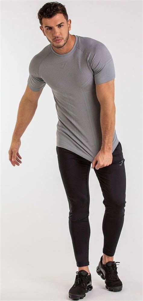 46 Workout Clothing Ideas For Cool Men Who Are Stunning - vialaven.com ...