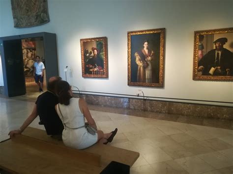 MUSEO DI CAPODIMONTE - (Napoli) - Arte e Cultura con Trasporto