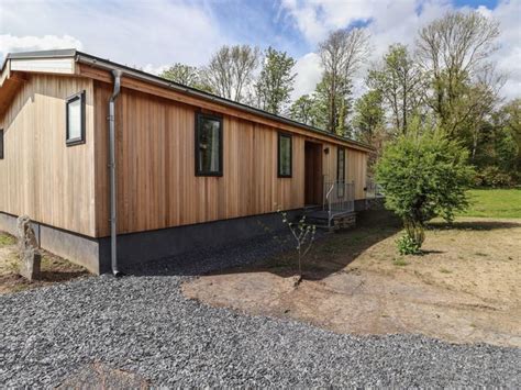 Dog Friendly Lodges Lake District | Lake District Lodge Holidays