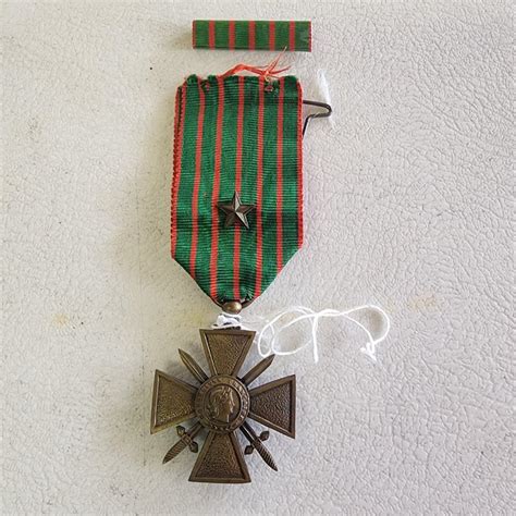 Croix De Guerre Medal WWI | EstateSales.org