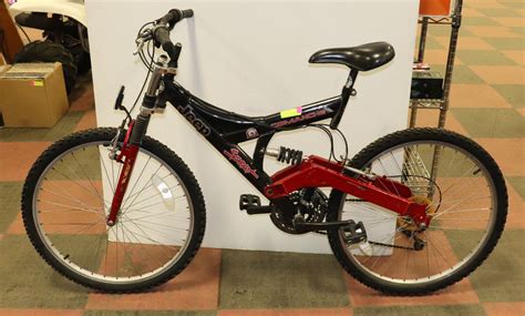 JEEP 21 SPEED MOUNTAIN BIKE - Kastner Auctions