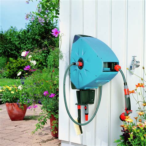 Gardena Wall-Mounted Automatic Retractable Hose Reel | The Green Head