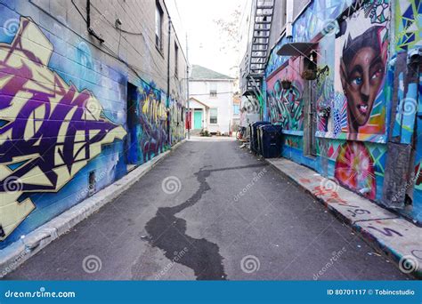 Graffiti on Walls in an Alleyway Editorial Photography - Image of cool ...