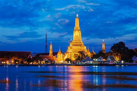 Wat Arun in Bangkok - Temple of Dawn in Thailand | Trip Ways