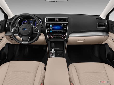 2018 Subaru Outback Interior | U.S. News & World Report