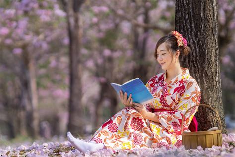 Why bilingual literature is needed in a place like Japan - The Japan Times