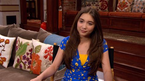 Rowan Blanchard Gives Girl Meets World Scoop | E! News