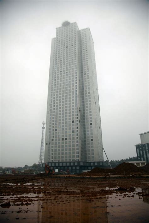 China builds 57-storey skyscraper - in just 19 days | The Independent ...