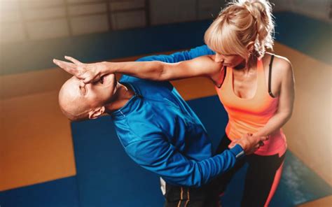 10 Self Defense Techniques Every Woman Needs to Know - Paldrop.com