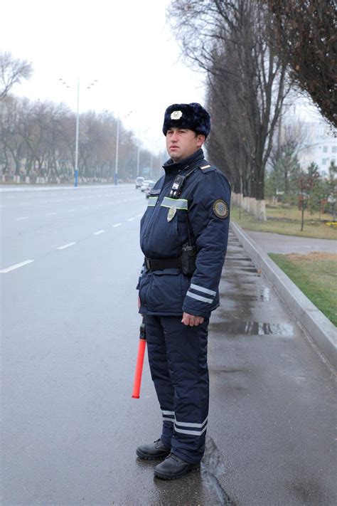 Tashkent traffic police inspectors given new uniform