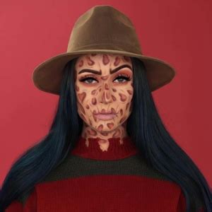 41 Unique Halloween Makeup Ideas from Instagram - StayGlam - StayGlam