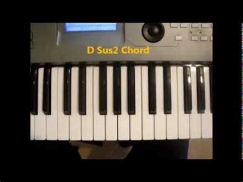 How To Play D Sus2 Chord On Piano (Dsus2) - YouTube