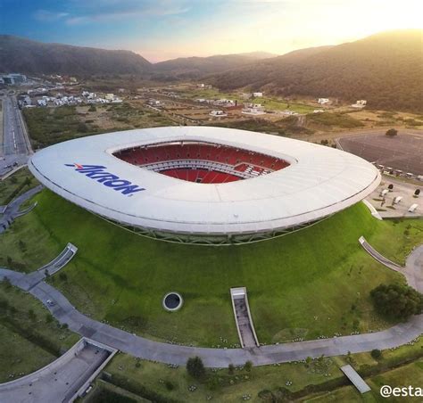 Estadio Akron