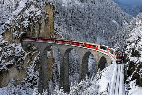 Red Train In Snow Wallpapers - Wallpaper Cave