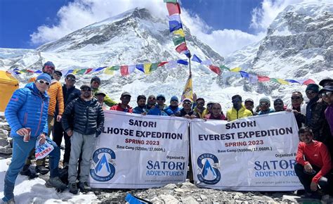 Successful summit of Mt. Everest this spring 2023